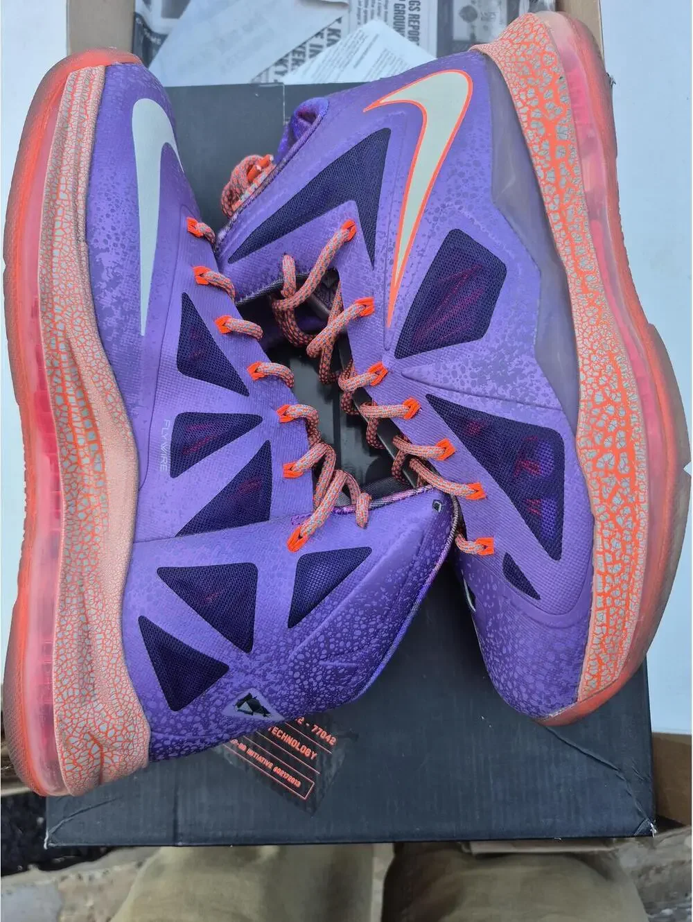 Nike LeBron 10 Basketball Shoes Purple Orange Size 10